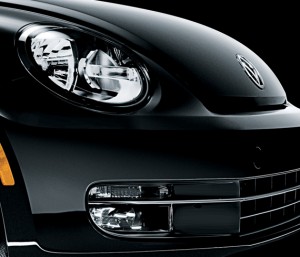 Volkswagen 2012 Beetle Black Turbo farol e grade